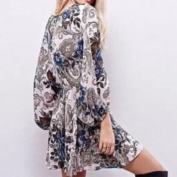 Free People Boho Floral Oversized V Neck Lined Short Dress Flowy, Size XS  S - Picture 11 of 11